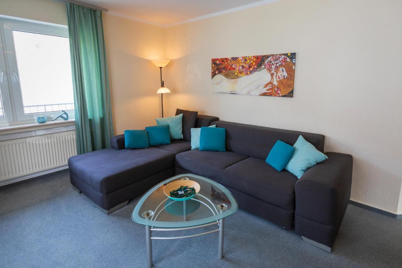 Haus Flora - Ferienwohnungen Cochem Ngoại thất bức ảnh
